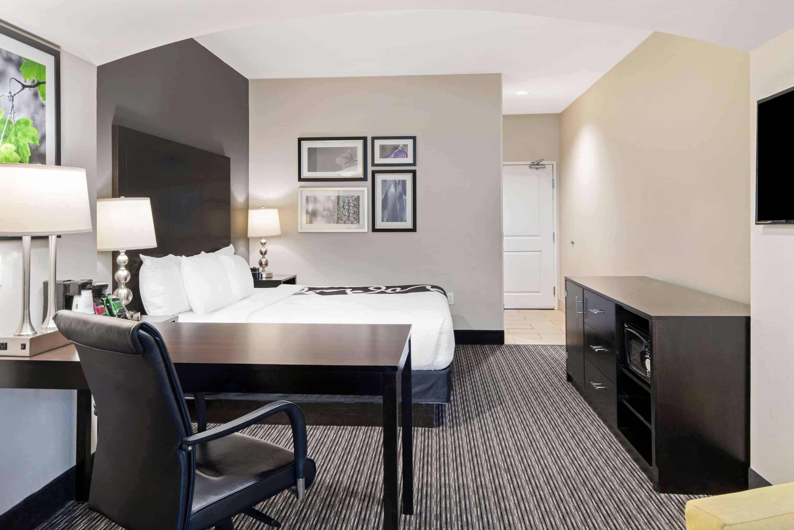 La Quinta By Wyndham Rockport - Fulton Hotel Bagian luar foto