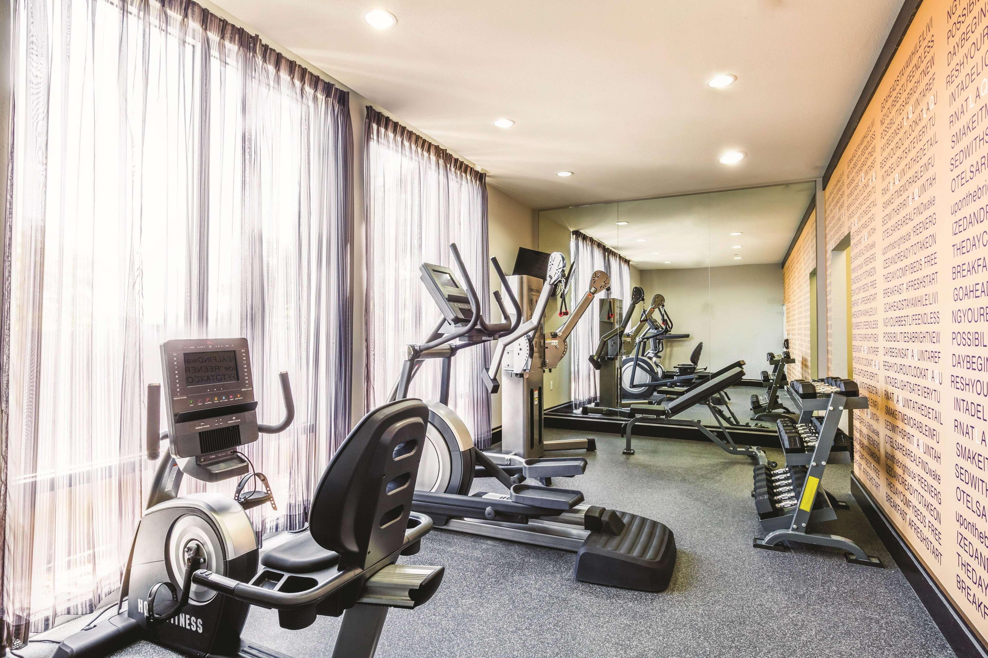 La Quinta By Wyndham Rockport - Fulton Hotel Bagian luar foto