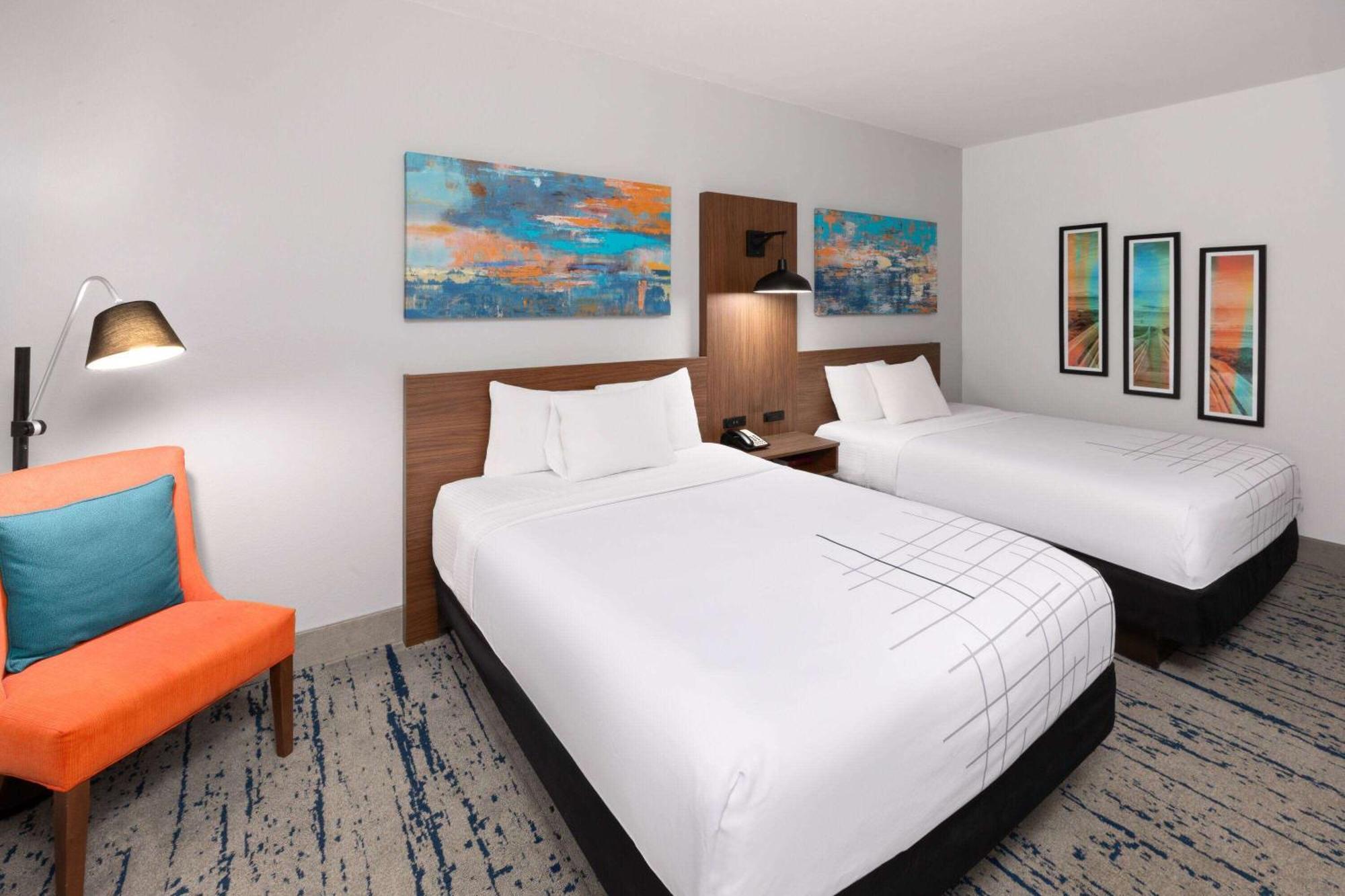 La Quinta By Wyndham Rockport - Fulton Hotel Bagian luar foto