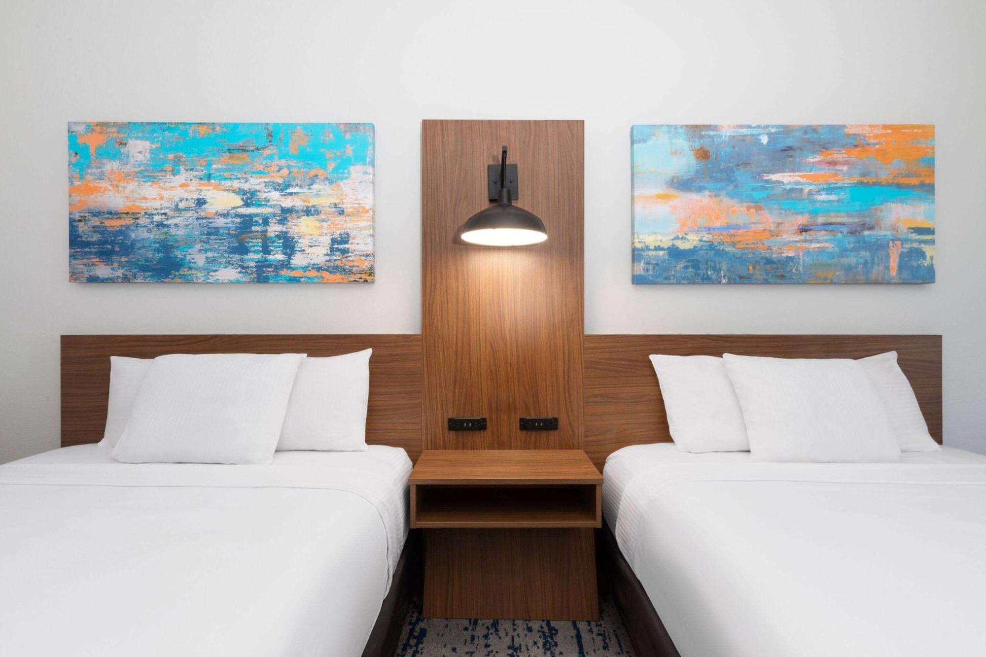 La Quinta By Wyndham Rockport - Fulton Hotel Bagian luar foto