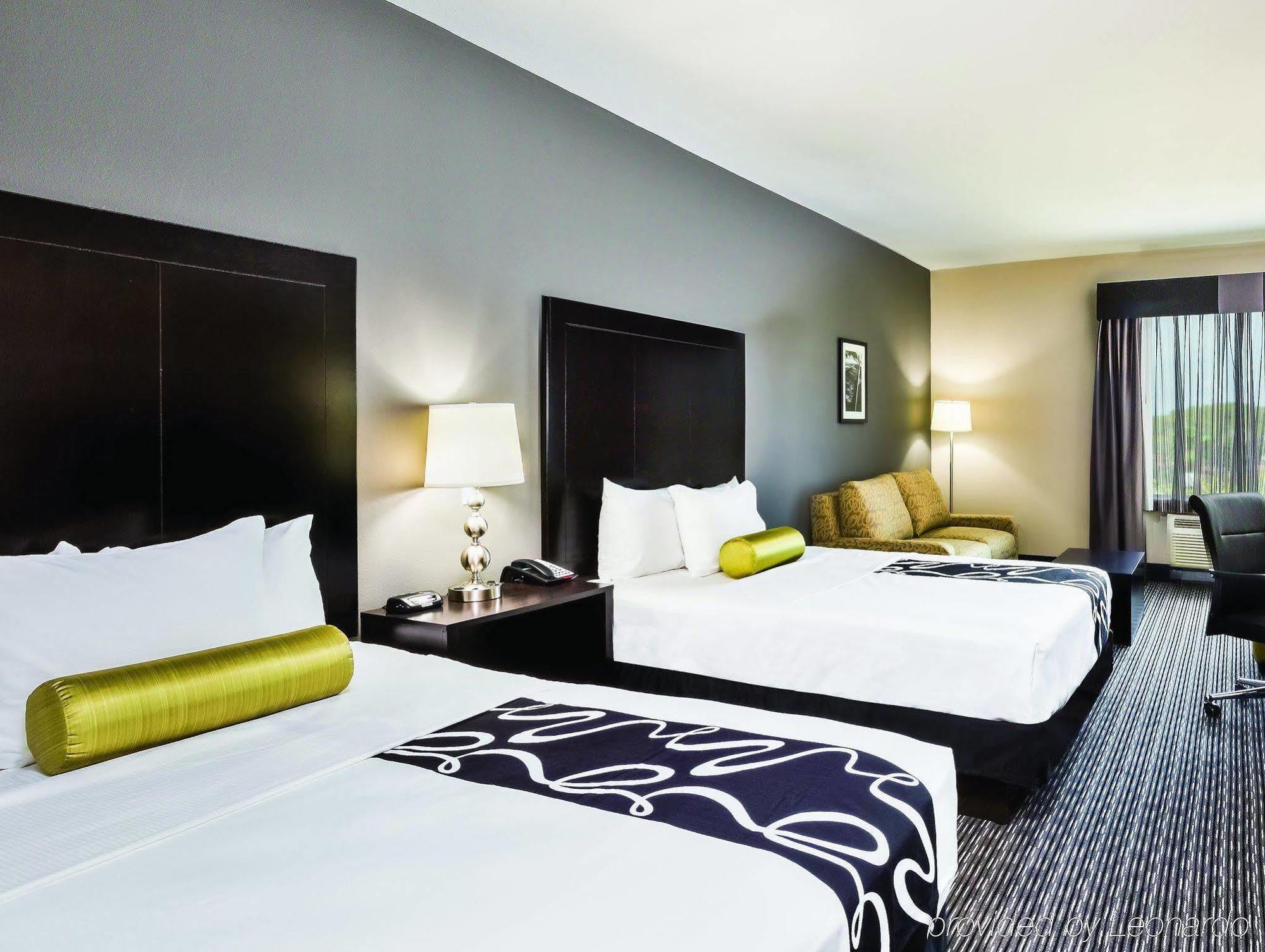 La Quinta By Wyndham Rockport - Fulton Hotel Bagian luar foto